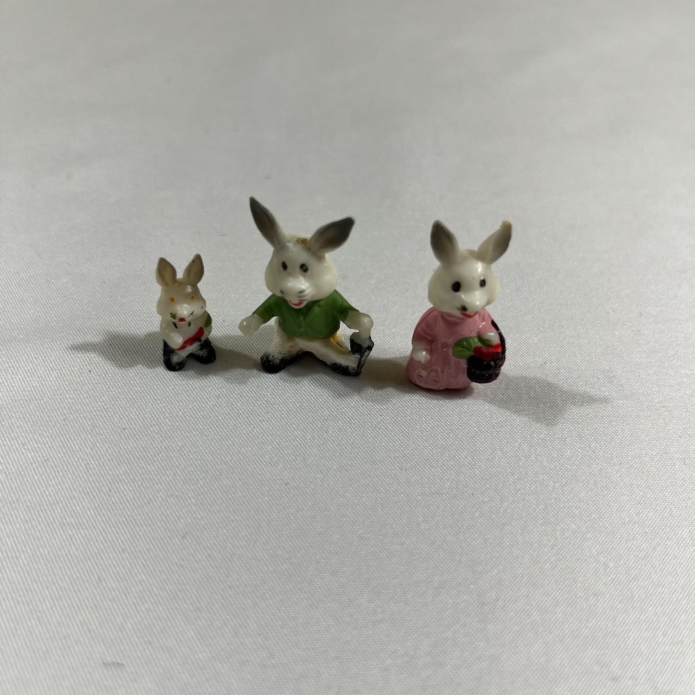 Vintage Miniature Plastic Bunny Rabbit Family Figurines Cottagecore Decor 3pc
